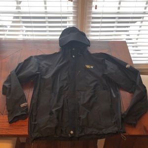 Men’s Mountain Hard Wear Black Raincoat